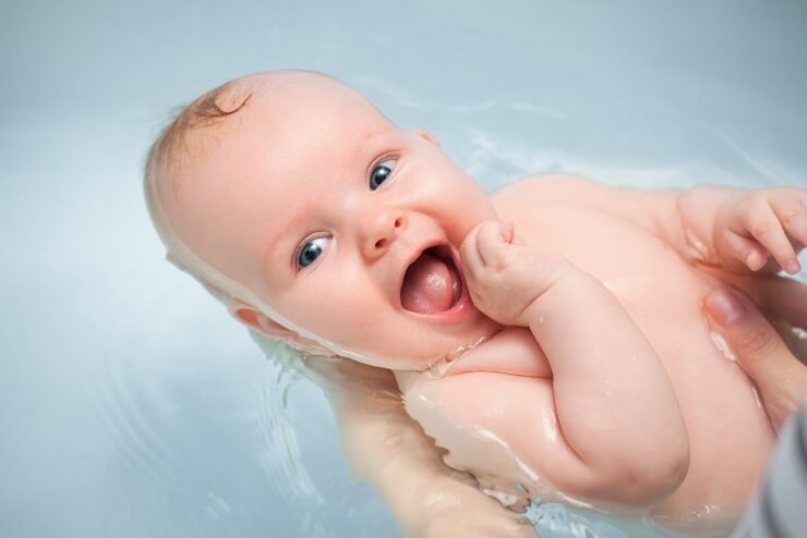 Baby Swallowed Bath Water – Should You Be Worried 3