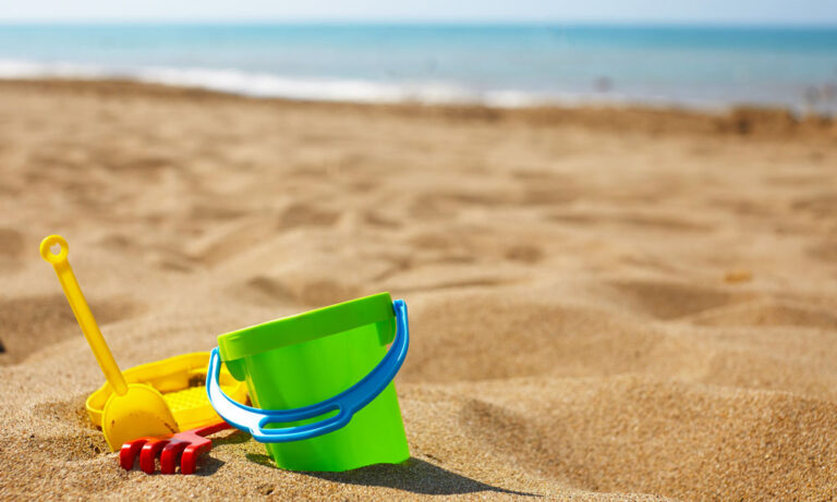 Best Beach Toys For Toddlers