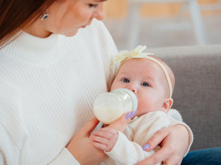 When Should You Start Drying Up Your Breastmilk?