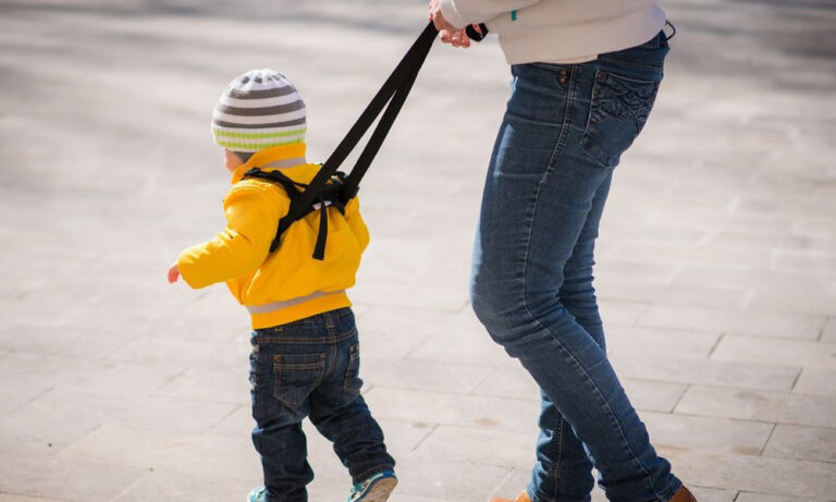Best Child Leashes, Backpacks, Straps & Harness Reviews