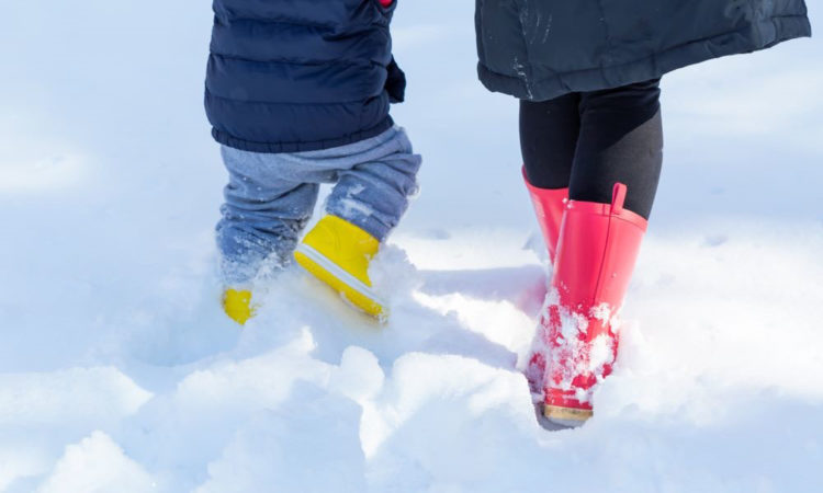 Why These Toddler Snow Boots Are Taking Over Every Winter Market!