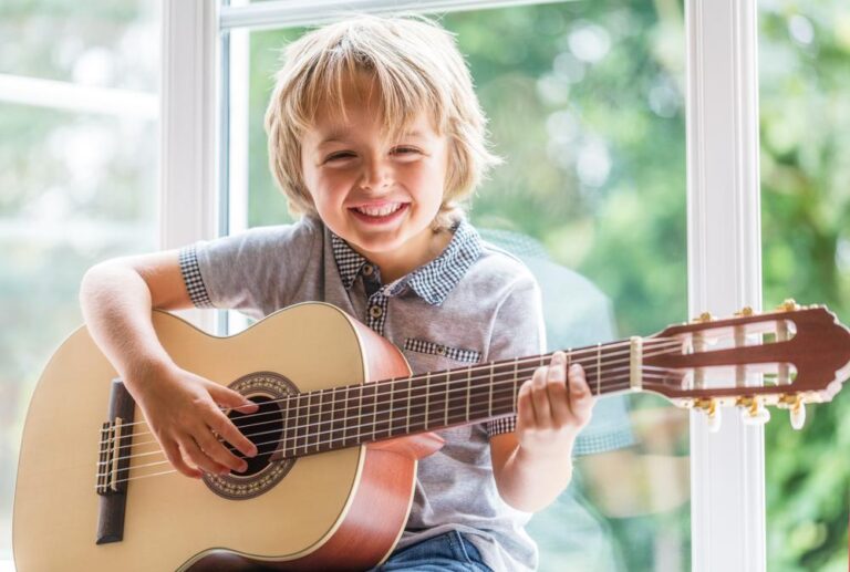 acoustic guitars for kids