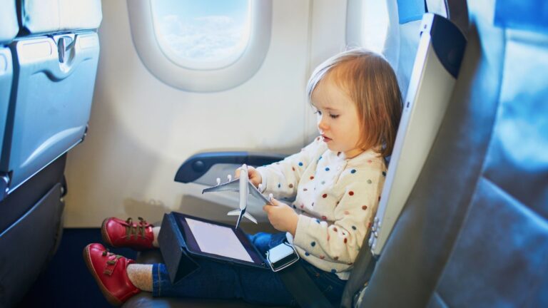 Best Airplane Toys When Traveling for Toddlers