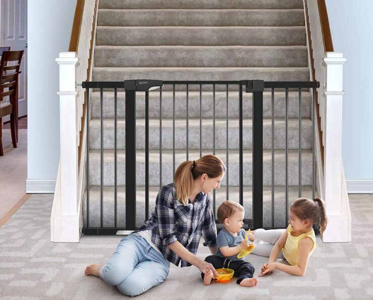 What Are The Safest Baby Gates For Stairs? - 2022 Guide 1