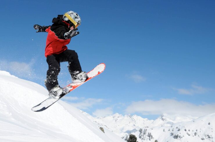 What Size Snowboard Should I Get for My Kids? - 2024 Guide 3