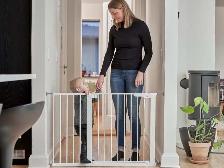 What Are The Safest Baby Gates For Stairs? - 2024 Guide 4