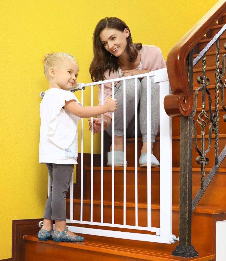 What Are The Safest Baby Gates For Stairs? - 2022 Guide 5