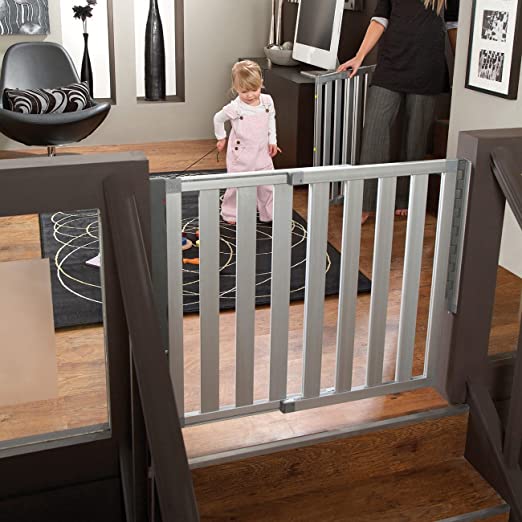 Munchkin Loft Aluminum Hardware Mount Baby Gate for Stairs